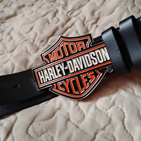 Harley-Davidson Black Belt Bag with Iconic Design - Picture 2 of 16